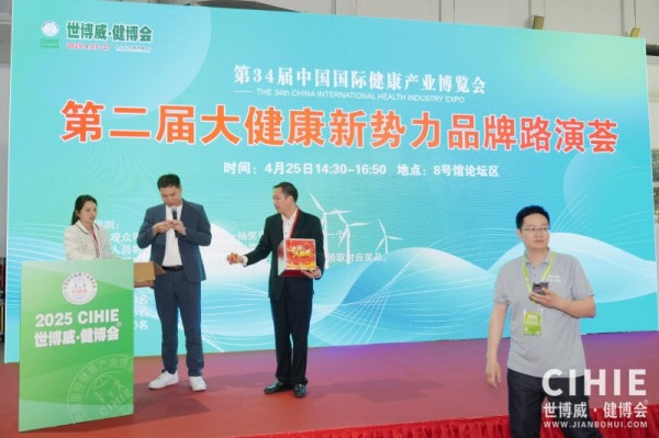��������չͬ�ڻ��?.jpg